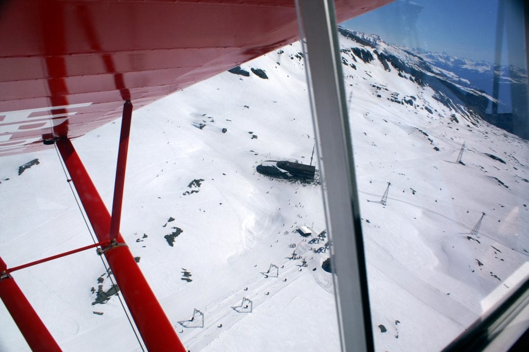 Vorab Skigebiet aus dem Wenger Gletscherflugzeug