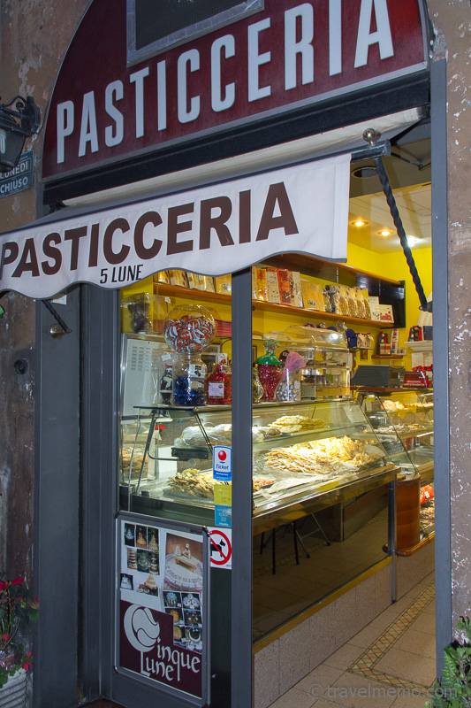Pasticceria an der Piazza Navona in Rom