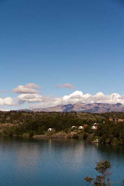 Yurten Zeltlager des Patagonia Camps am Lago de Toro