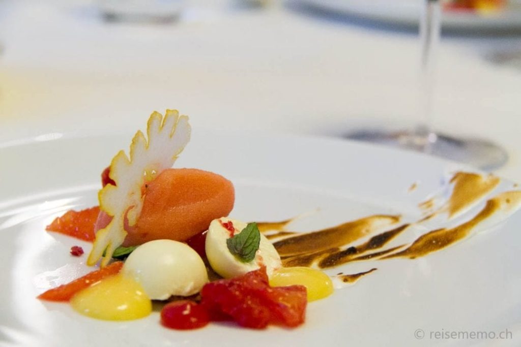 Filet von der Seezunge mit Schwarzwurzel und Paranuss