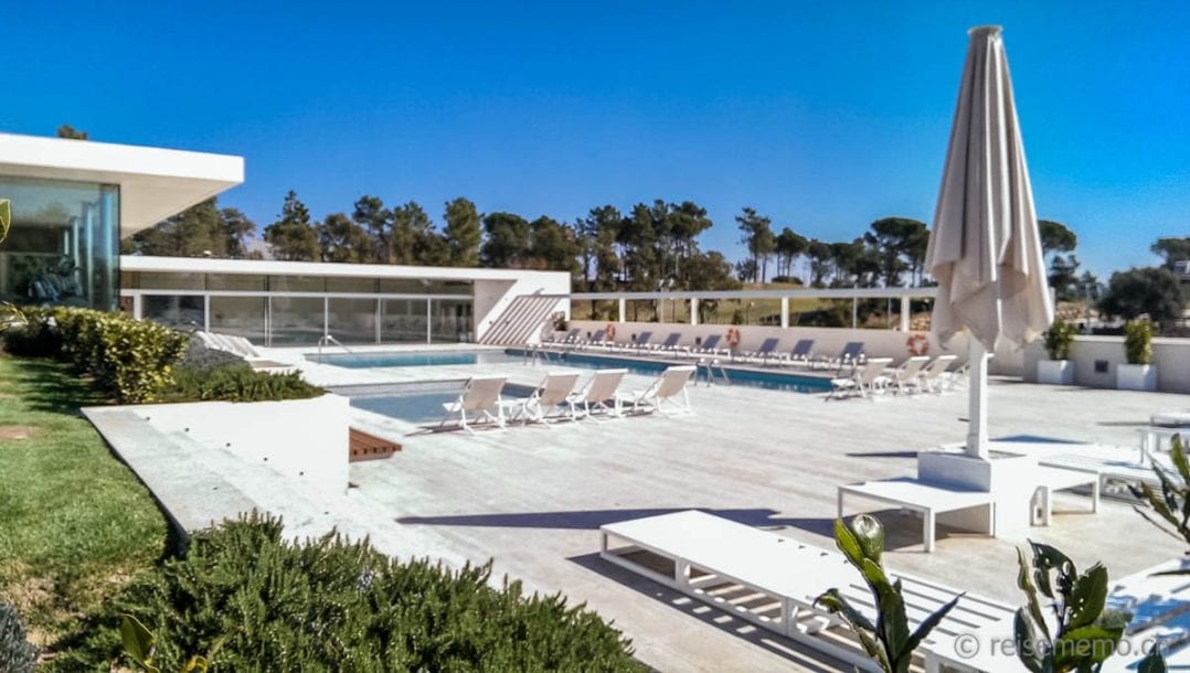 Pool und Gym des PGA Catalunya Golfplatzes