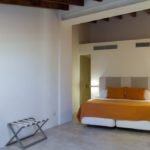 Doppelzimmer orange Santa Clara Hotel bei Reisememo