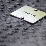 Weinkarte im Straussenledereinband