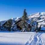 Wanderweg Arvenbuehl Schnee bei Reisememo