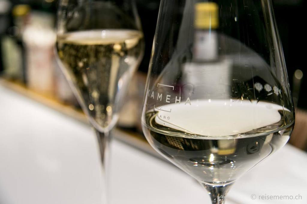 Kameha Grand Zürich - Hotel-Eröffnung im Glattpark 16 Weisswein Kameha Grand Hotel Zuerich bei Reisememo