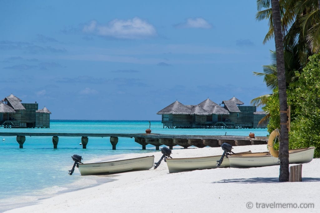Boat beach Gili Lankanfushi 1 bei Reisememo