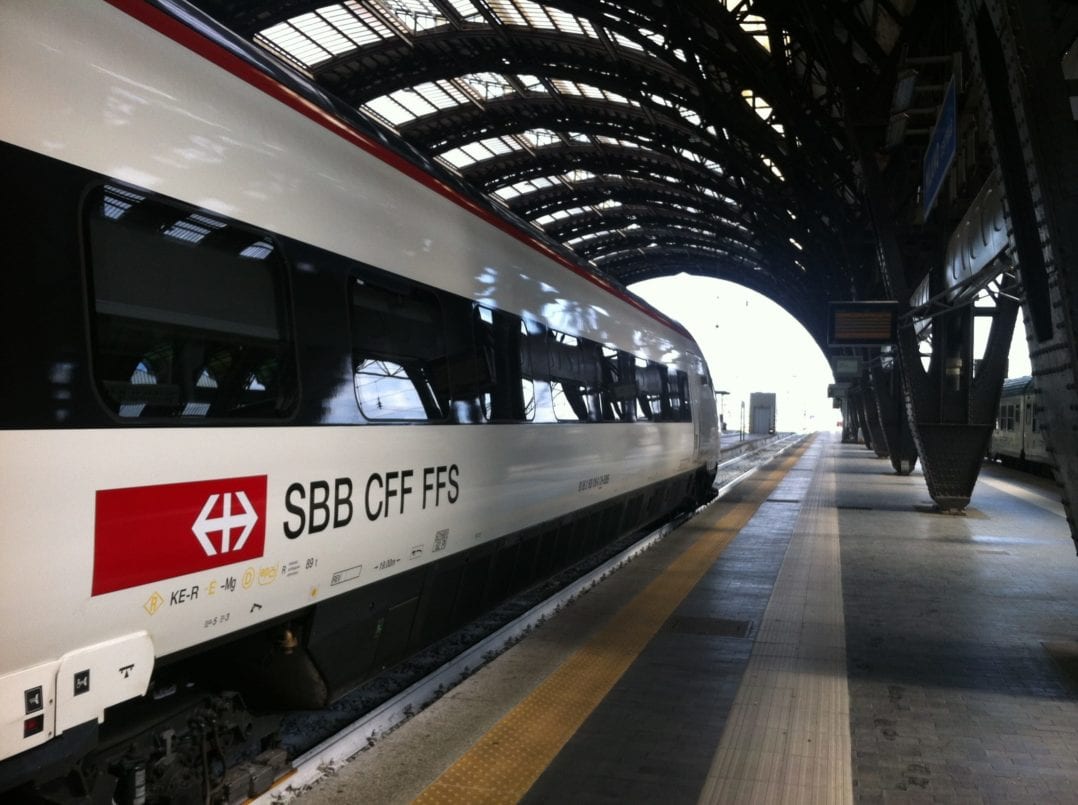 SBB Zug im Hauptbahnhof Mailand