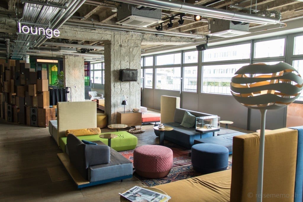 25hours Hotel Bikini Berlin - hip und urban 13 Bunte Lounge