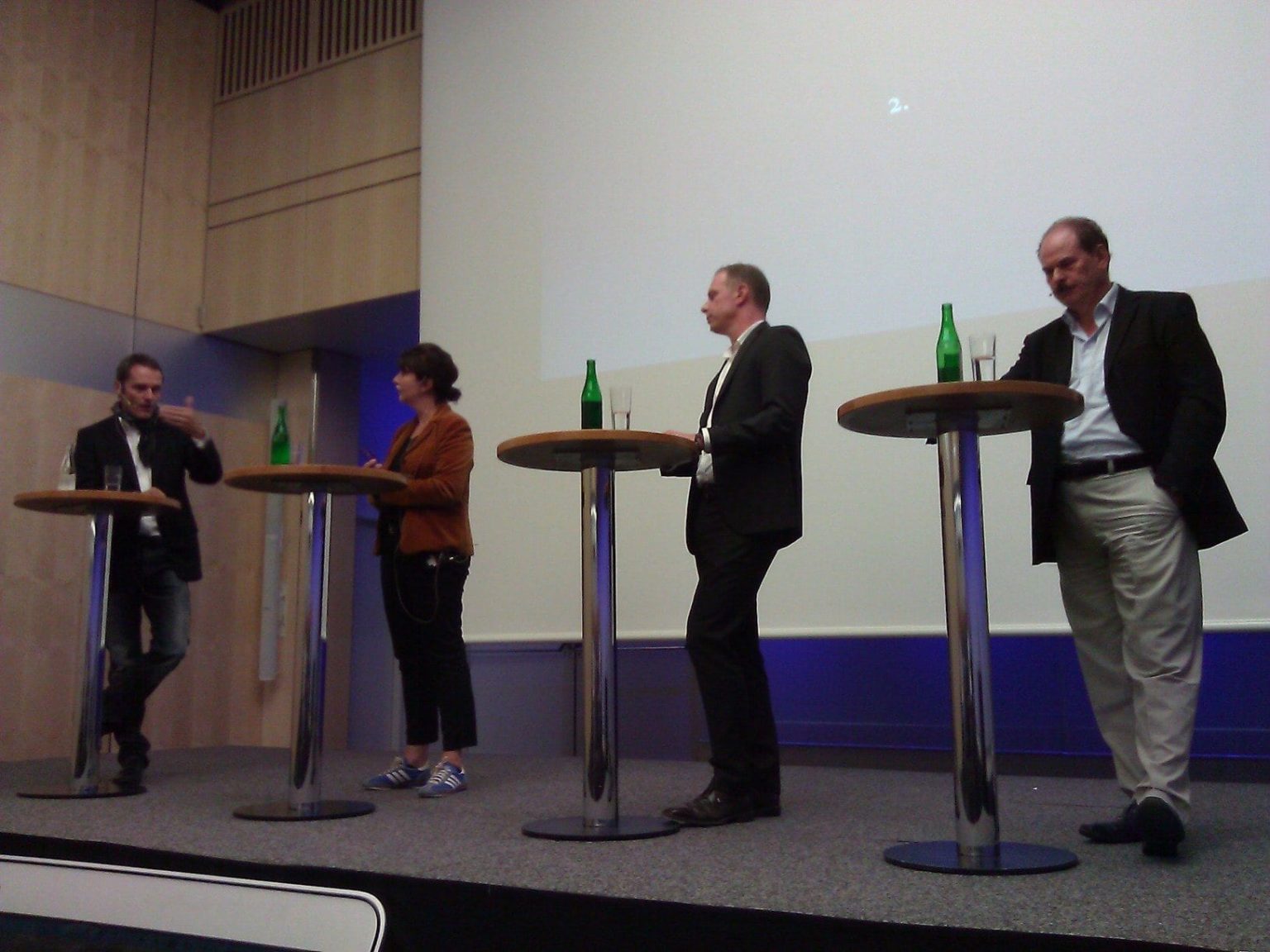 v.l.n.r Frank Senn, SF Dok, Moderatorin Monique Rijks, Peter Brun, Kuoni, Walter Hagenbüchle, NZZ