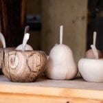 Die blauen Schürzen aus dem Sarntal 13 IMG 0440 Holzapfel Holzbirne Drechslerei Fritz Sarnthein bei Reisememo