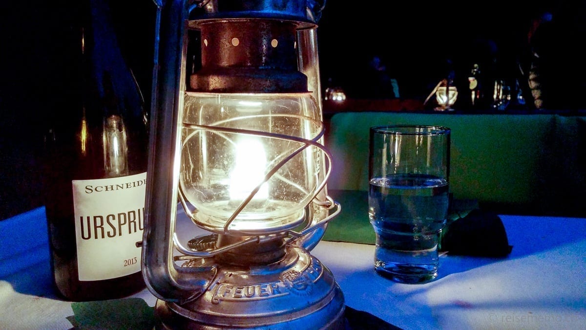 Öllampe und 2013 Ursprung, Cuvée aus Cabernet Sauvignon, Merlot, Portugieser, Cabernet Mitos