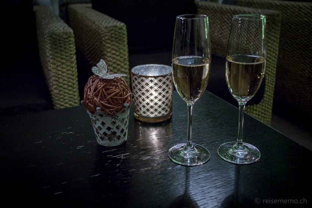 Seerose Resort Champagner bei Reisememo
