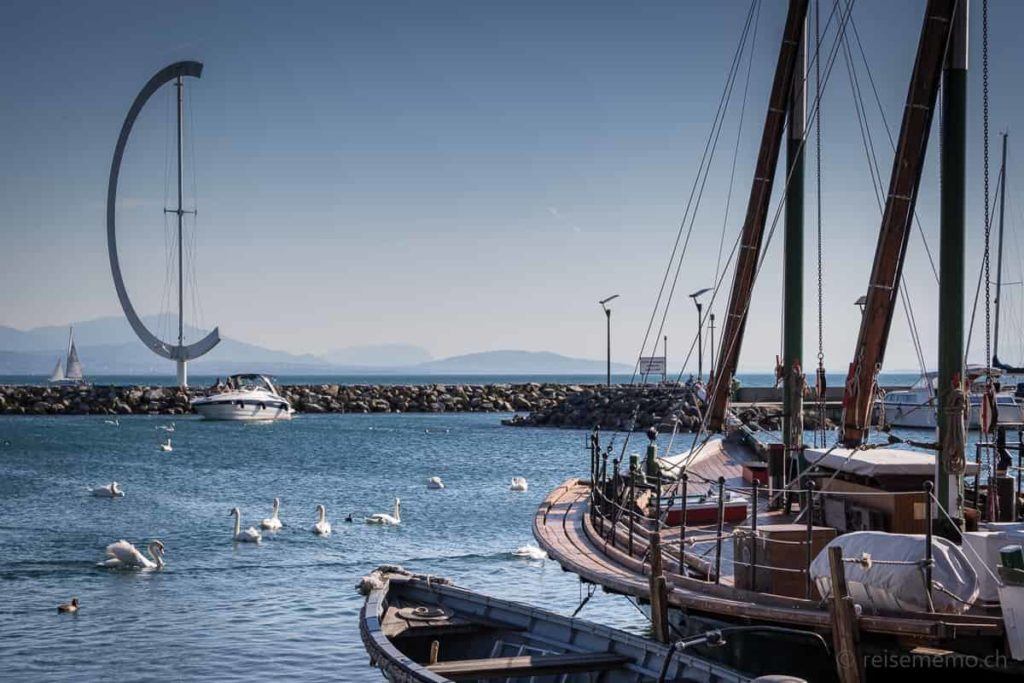 Château d'Ouchy - ein Wochenende als Prinzessin 31 Skulptur Eole Hafen Ouchy bei Reisememo