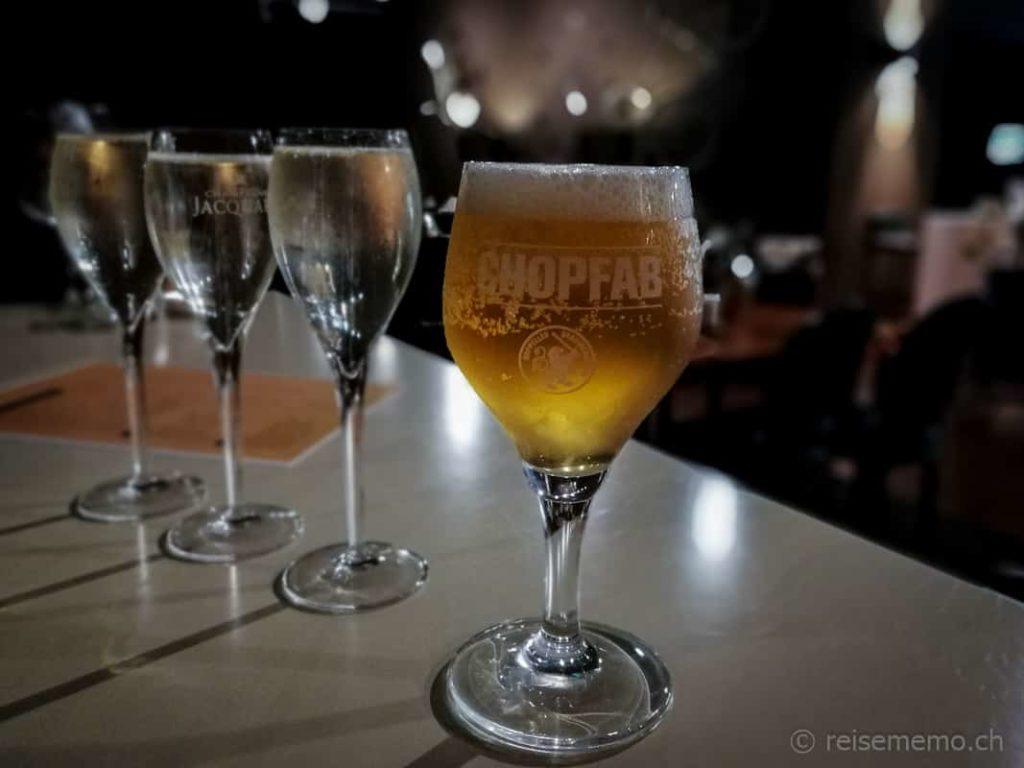 Golf Now Lounge Bier Chopfab und Prosecco