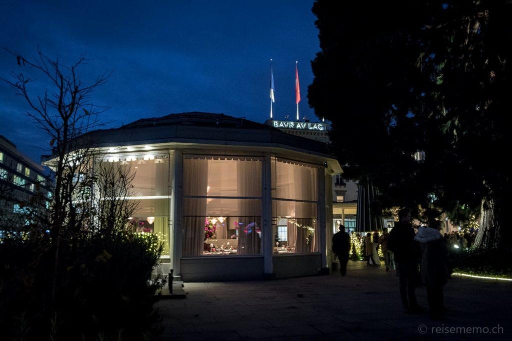 Sternerestaurant "Pavillon" und Leuchtschrift des Baur au Lac
