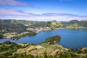 Sete Cidade und der blaue See Lagoa Azul