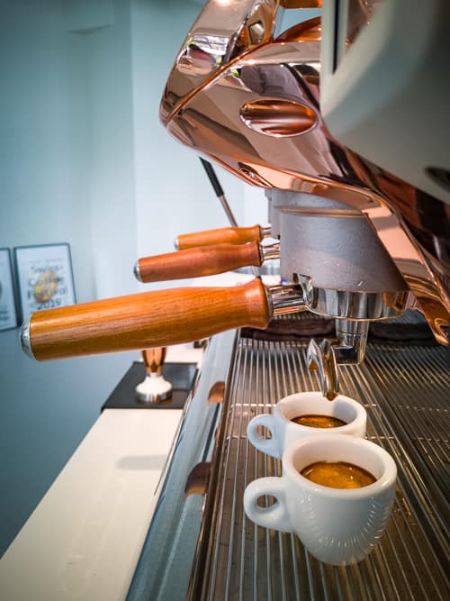 Faema Espresso Maschine Coffee Lab Zuerich bei Reisememo