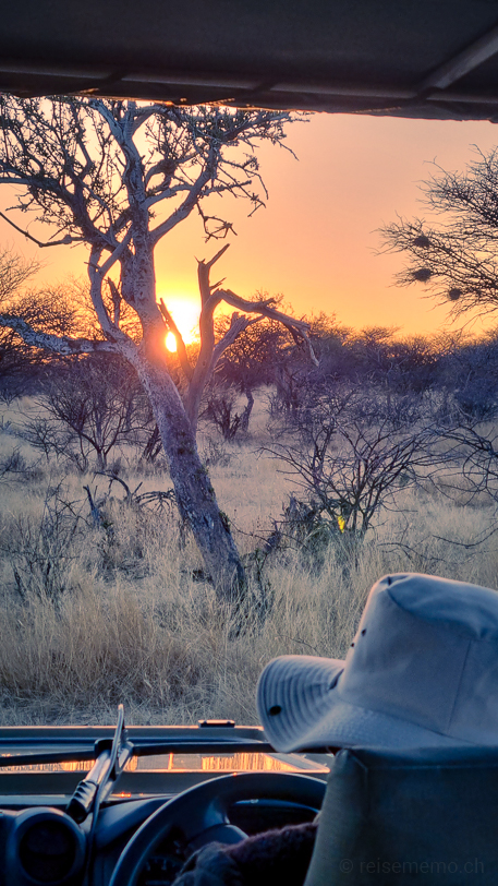 Sonnenuntergang im Okonjima Naturreservat in Namibia