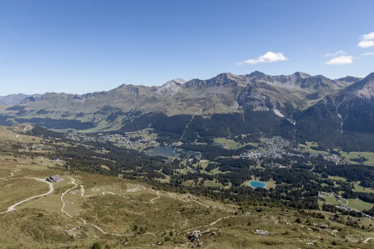 Alpenpanorama auf Valbella und Lenzerheide