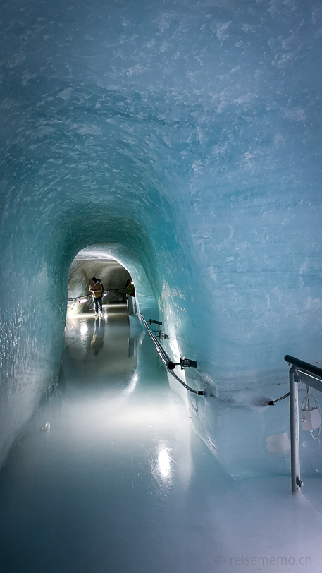 Gletschergrotte auf dem Jungfraujoch